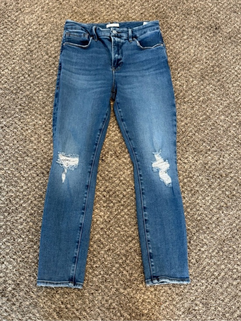 Good American 8/29 Classic Mid-Blue Distressed Women’s Jeans